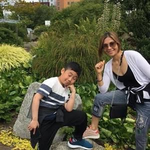 Meet your Posher, Vy